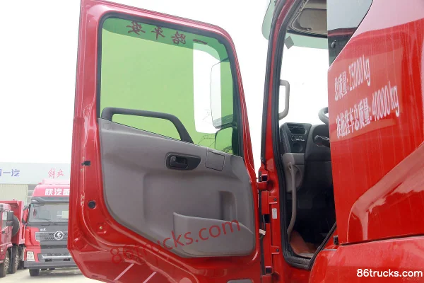 Dongfeng Commercial Vehicle Tianlong Heavy Truck Qihang Edition 450hp 6X4(10 wheels) Dangerous Goods Tractor Truck Cab (2) | 86Trucks