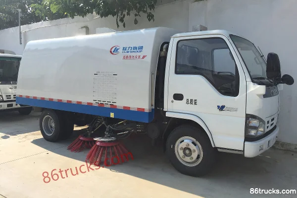 Chengliwei Chengliwei Qingling chassis sweeper truck