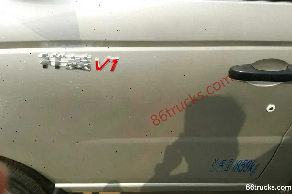 Foton Xiangling V1 1,5 L 112 ch 4X2(6 roues) essence 3,05 m camion frigorifique simple cabine Extérieur (3) | 86Trucks