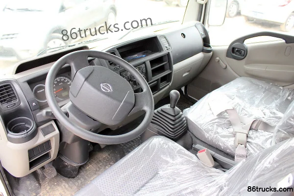 Zhengzhou Nissan Cabstar 130ch 4X2(6 roues) 3.6m Camion fourgon simple cabine (3) | 86Trucks