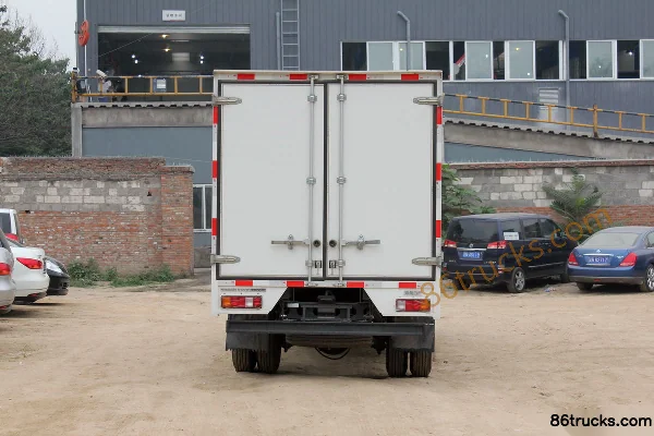 Zhengzhou Nissan Cabstar 130ch 4X2(6 roues) 3.6m Camion fourgon simple cabine Carrosserie (2) | 86Trucks