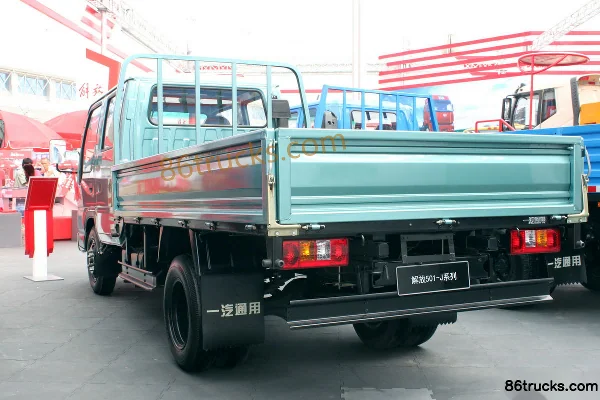 FAW Jiefang 501-J Series 103 hp 4X2(6 wheels) 3360 Wheelbase Double Cab Stake Light Truck Body (2) | 86Trucks