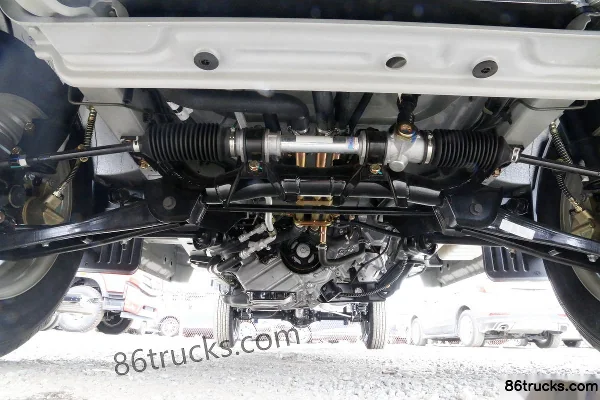 Foton Xiangling V1 1.5L 112 hp 4X2(6 wheels) Gasoline 3.05m single-row flatbed micro truck Chassis (2) | 86Trucks