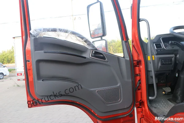 Feidi V6 Series 156 hp 4X2(6 wheels) 4.15m Single Row Stake Truck Cab (1) | 86Trucks