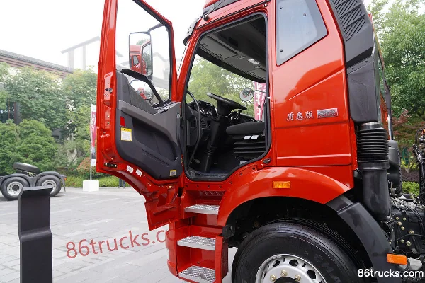 FAW Jiefang J6P camion lourd 370 ch 6X4(10 roues) tracteur routier pour matières dangereuses Cabine (1) | 86Trucks