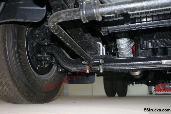 Foton Ollin CTS 143 hp 4X2(6 wheels) 4.18m single-row flatbed light truck Chassis (3) | 86Trucks
