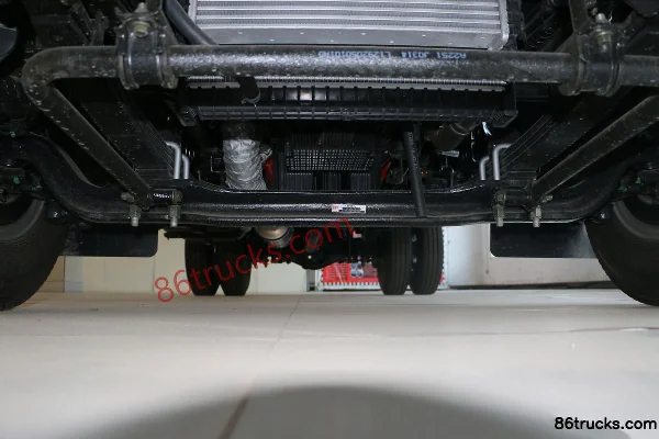 Foton Ollin CTS 143 hp 4X2(6 wheels) 4.18m single-row flatbed light truck Chassis (2) | 86Trucks