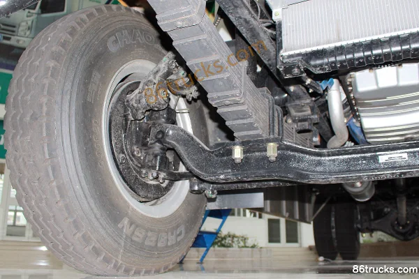 Feidi D3 170 hp 4X2(6 wheels) 6.9m half-row beekeeping truck Chassis (2) | 86Trucks