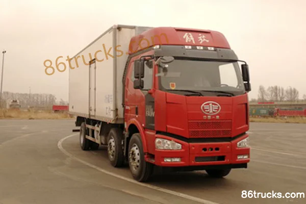 FAW Jiefang J6M 280hp 6X2(8 wheels) 7.7m refrigerated truck Exterior