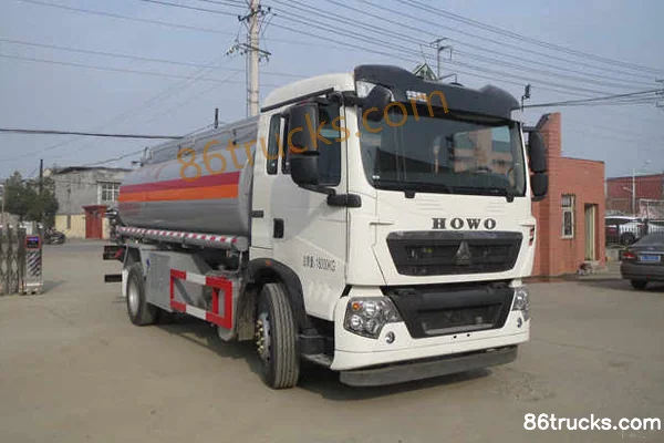 Sinotruk HOWO T5G 210hp 4X2(6 wheels) fuel tanker truck (Xingshi brand) Exterior