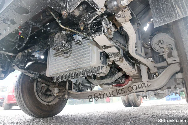 Foton Times M3 150hp 4X2(6 wheels) 3.735m semi-row van light truck Chassis (3) | 86Trucks