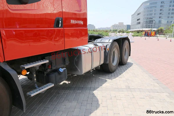 Dongfeng Liuqi Chenglong T5 Heavy Truck 430 hp 6X4(10 wheels) Long-Nose Tractor Truck (Lightweight 440 Rear Axle) Chassis (2) | 86Trucks
