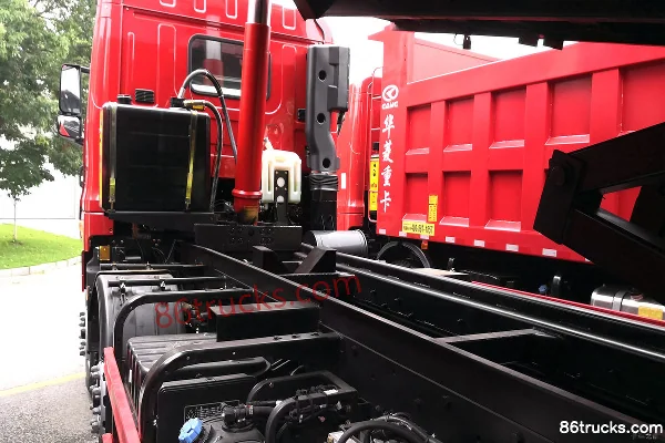 Hualing Hanma H9 heavy truck 375 hp 8X4(12 wheels) 8.2m dump truck (HN3310H37D6M5) Chassis (1) | 86Trucks