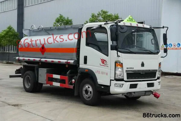 Chufei Chufei Sinotruk chassis fuel tanker truck
