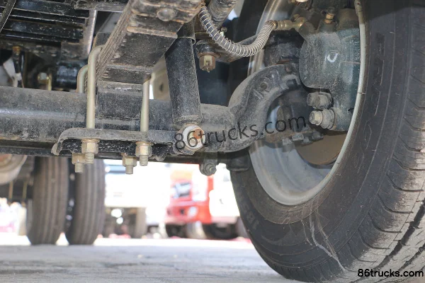 Kama K22 87 hp 4X2(6 wheels) 3.3m single-row stake micro truck Chassis (3) | 86Trucks