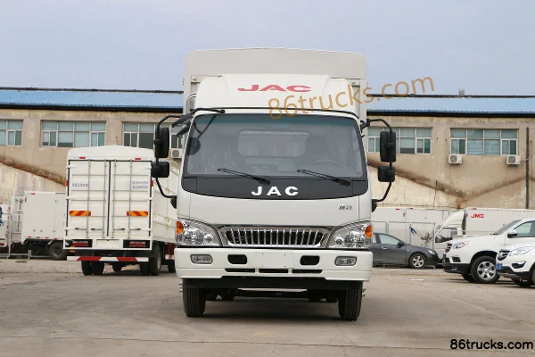 JAC Kangling 33 Wide Body 143 hp 4X2(6 wheels) 4.18m Single-row Stake Truck Exterior (2) | 86Trucks