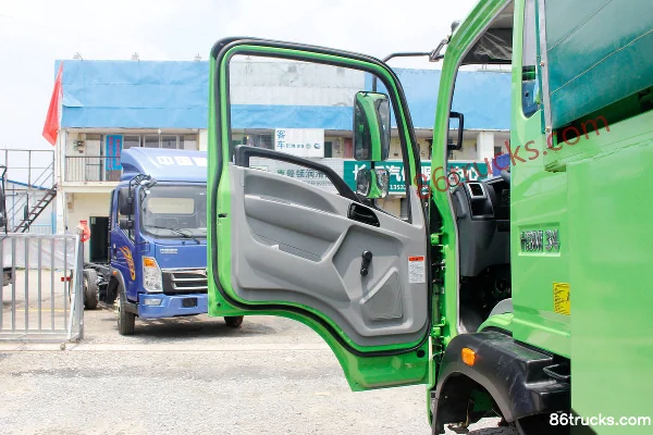 Sinotruk Haoman H3 116 hp 4X2(6 wheels) 3.6m Dump Truck Cab (1) | 86Trucks