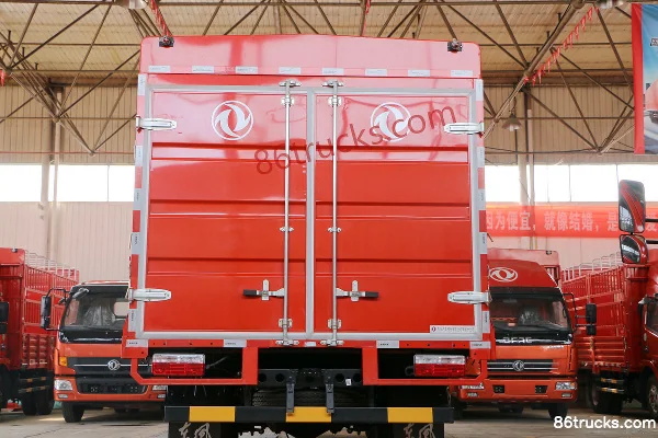 Dongfeng Duolika D6-L Fuel-Efficient Edition 115hp 4X2(6 wheels) 4.17m Single Row Stake Light Truck Body (1) | 86Trucks
