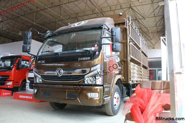 Dongfeng Captain K6-S 2018 130hp 4X2(6 wheels) 3.27m double-row stake truck Exterior (3) | 86Trucks