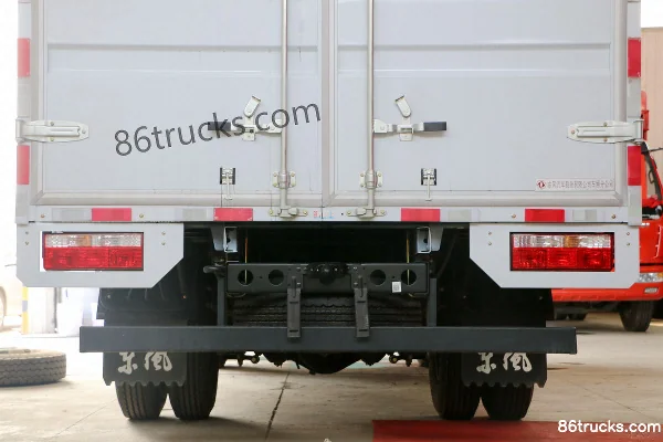 Dongfeng Duolika D6-M 115hp 4X2(6 wheels) 4.17m Single Row Van Light Truck Body (2) | 86Trucks