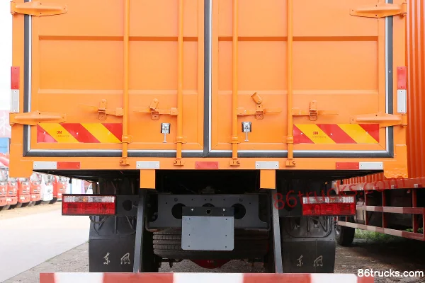 Dongfeng Duolika D12 camion moyen 190 ch 4X2(6 roues) camion porteur fourgon 9,85 m Carrosserie (3) | 86Trucks