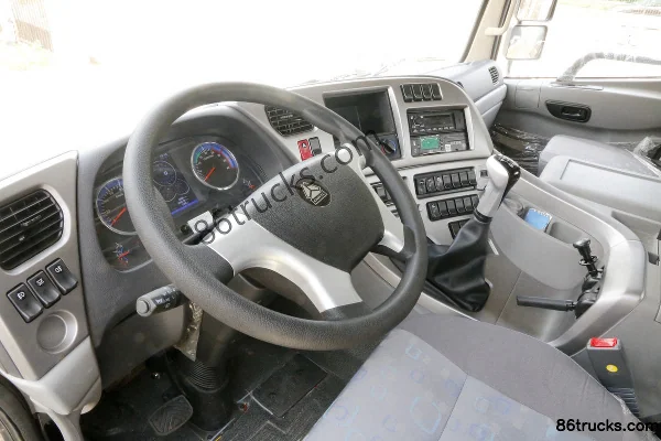 Sinotruk HOWO MAN H5 Heavy Truck 340hp 4X2(6 wheels) Tractor Truck (Ratio 4.875) Cab (3) | 86Trucks