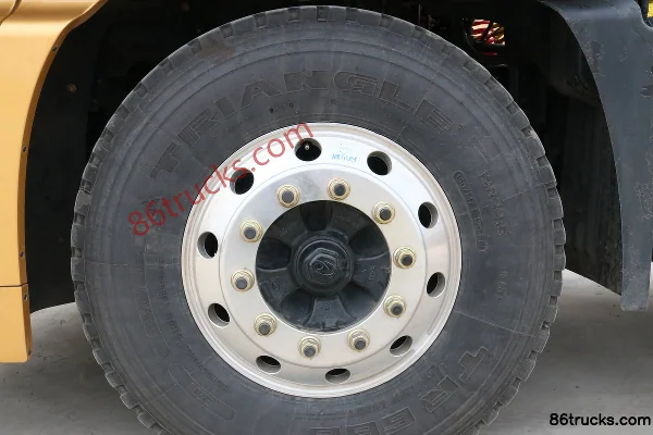 Hualing Hanma H9 camion lourd 375 ch 6X2(8 roues) tracteur routier Châssis (1) | 86Trucks