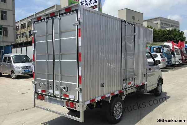 NanJun Ruiyi C Series 1.5L 112hp 4X2(6 wheels) Gasoline 2.71m Double Row Van Mini Truck Exterior (3) | 86Trucks