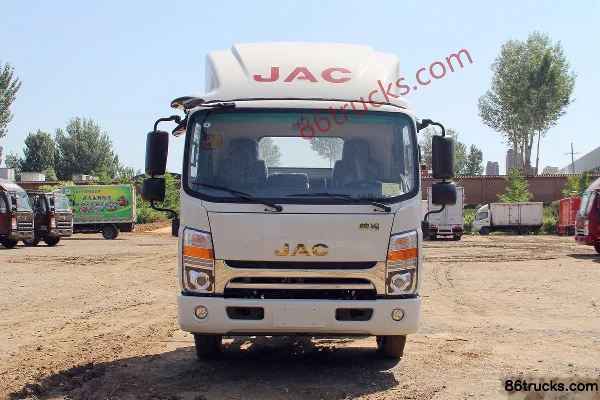 JAC Shuailing Q6 130 hp 4X2(6 wheels) 4.12m single-row van light truck Exterior (2) | 86Trucks