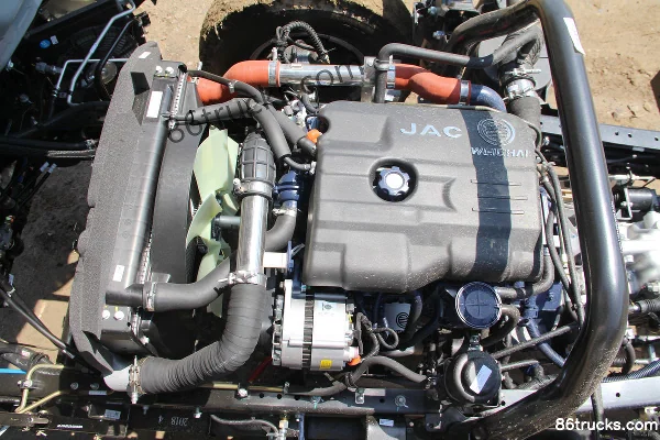 JAC Shuailing Q6 130 hp 4X2(6 wheels) 4.12m single-row van light truck Chassis (2) | 86Trucks