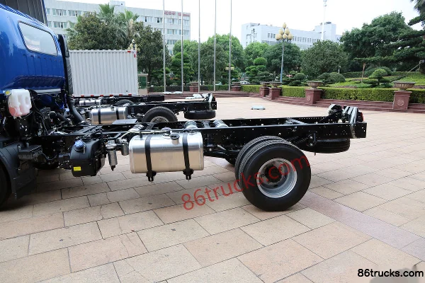 JAC Shuailing Q6 Logistics Version 152 hp 4X2(6 wheels) 4.18m Single Row Flatbed Light Truck Chassis (3) | 86Trucks