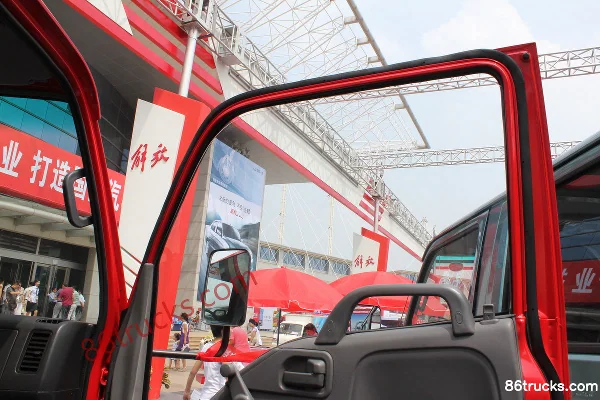 FAW Jiefang 501-Q Series 110 hp 4X2(6 wheels) 4.28m Single Cab Van Light Truck (3) | 86Trucks