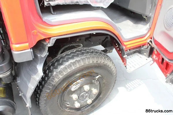 FAW Jiefang 501-Q Series 110 hp 4X2(6 wheels) 4.28m Single Cab Van Light Truck (2) | 86Trucks