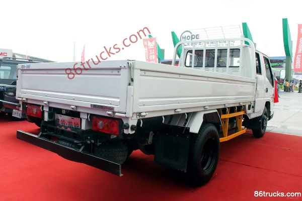 JMC Kairui 116 ch 4X2(6 roues) plateau 3,3 m cabine double Carrosserie (1) | 86Trucks