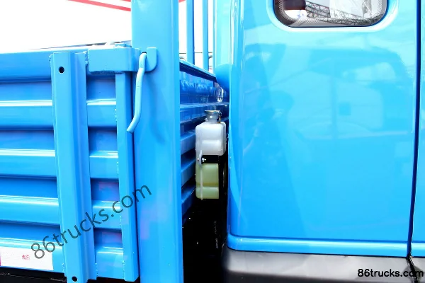 FAW-GM 501-K series 120hp 4X2(6 wheels) 4.8m semi-panel cargo truck Body (3) | 86Trucks