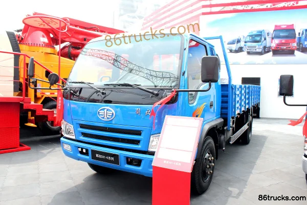 FAW-GM 501-K series 120hp 4X2(6 wheels) 4.8m semi-panel cargo truck Exterior (3) | 86Trucks