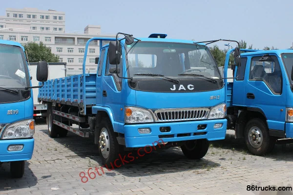 JAC Weiling II Camion porteur 158 ch 4X2(6 roues) Camion porteur à ridelles Extérieur (3) | 86Trucks