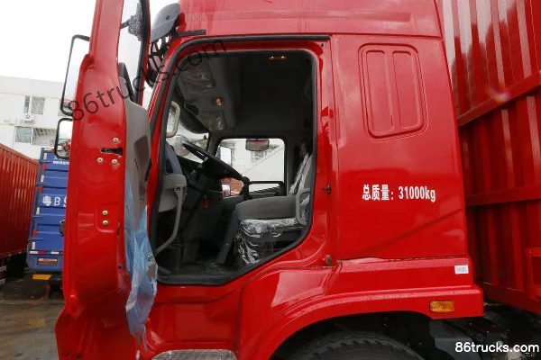 Sanhuan Shitong Haolong Luxury Edition 280hp 8X2(10 wheels) 9.6m Van Cargo Truck Cab (1) | 86Trucks