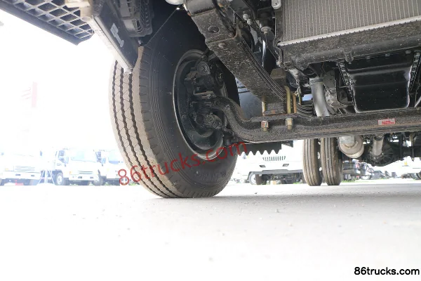 JAC Kangling 33 Wide Body 115 hp 4X2(6 wheels) 3.85m Semi-row Flatbed Light Truck (JAC 6-speed) Chassis (2) | 86Trucks