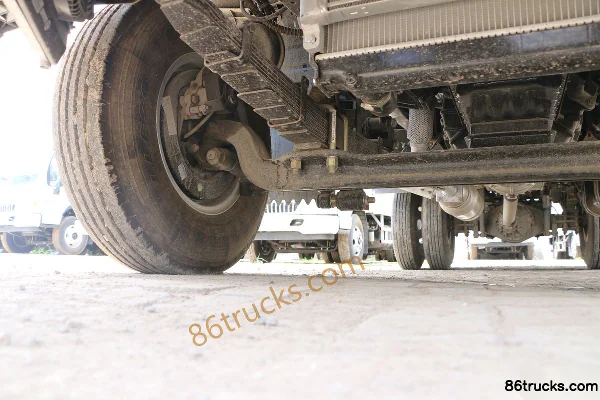 JAC Kangling 33 Wide Body 130 hp 4X2(6 wheels) 4.18m Single-row Stake Truck Chassis (2) | 86Trucks