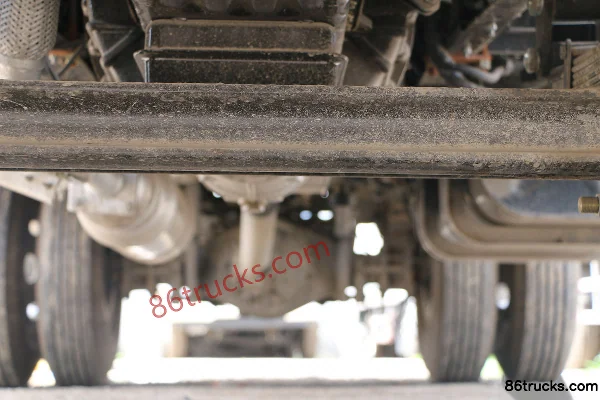 JAC Kangling 33 Wide Body 130 hp 4X2(6 wheels) 4.18m Single-row Stake Truck Chassis (3) | 86Trucks