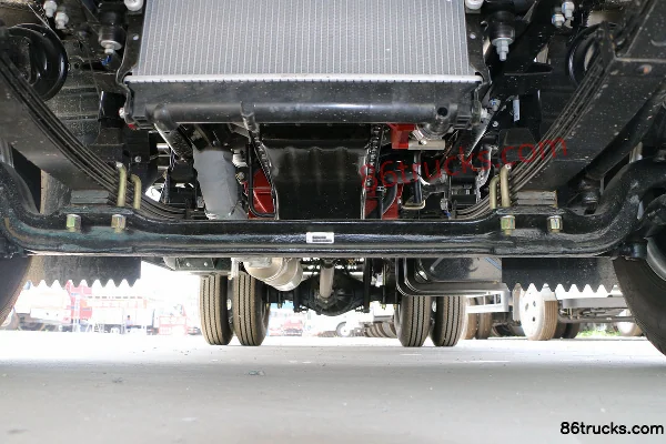 JAC Kangling H5 115 hp 4X2(6 wheels) 3.85m Semi-row Flatbed Light Truck Chassis (1) | 86Trucks