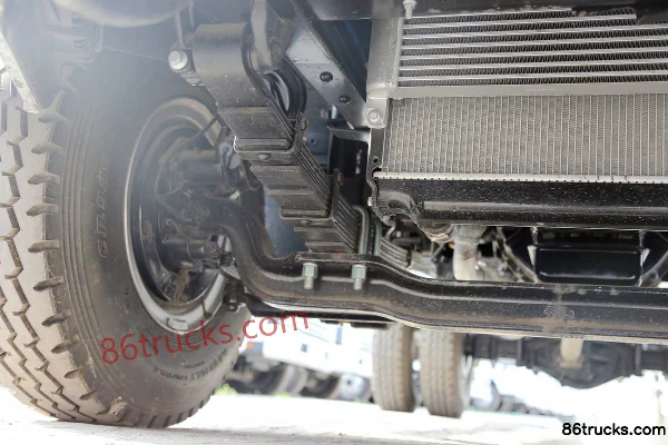 JAC Junling E6 156 hp 4X2(6 wheels) 3.85m Crew Cab Flatbed Light Truck Chassis (2) | 86Trucks