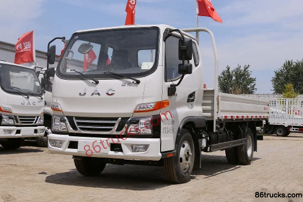 JAC Junling V3 109hp 4X2(6 wheels) 3.85m semi-sleeper flatbed light truck Exterior (3) | 86Trucks