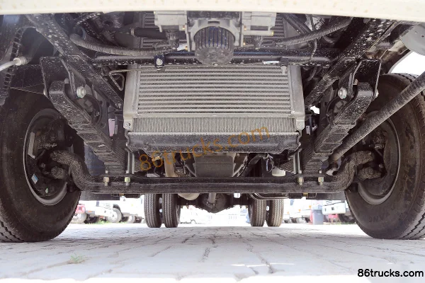 JAC Junling V6 152 ch 4X2(6 roues) 3,85 m cabine avancée avec ridelles Châssis (1) | 86Trucks
