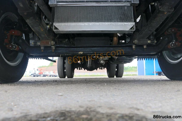 Hyundai Commercial Vehicle Zhidao 300N 116 hp 4X2(6 wheels) 3.815m cab-chassis light truck (1) | 86Trucks