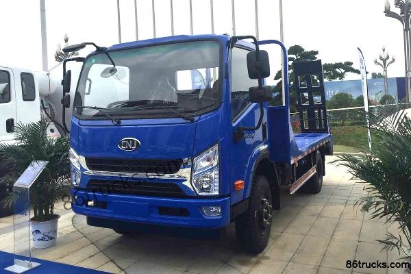 NanJun Ruiji 150 hp 4X2(6 wheels) flatbed truck Exterior