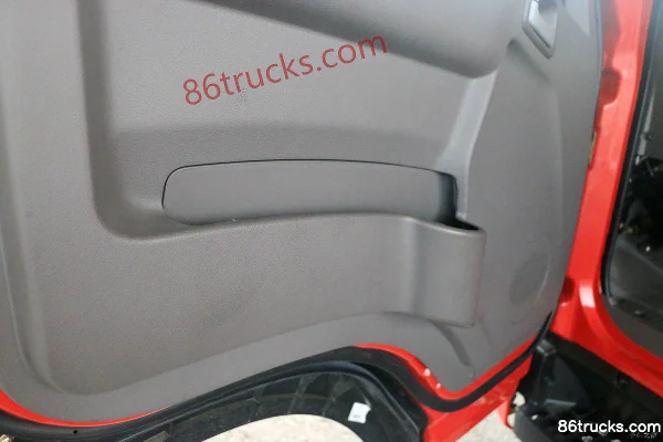 Hyundai Commercial Vehicle Zhidao 300M 143 hp 4X2(6 wheels) 3.85m Double Row Flatbed Light Truck Cab (1) | 86Trucks