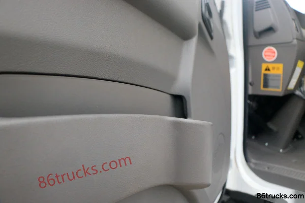 Hyundai Commercial Vehicle Zhidao 500M 160 hp 4X2(6 wheels) 4.1m dump truck Cab (1) | 86Trucks