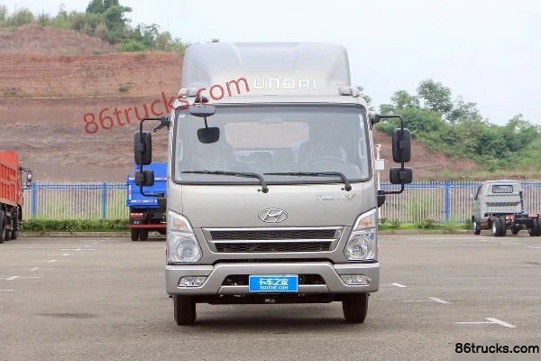 Hyundai Commercial Vehicle Shengtu H1 141 hp 4X2(6 wheels) 4.13m Single Row Stake Truck Exterior (2) | 86Trucks